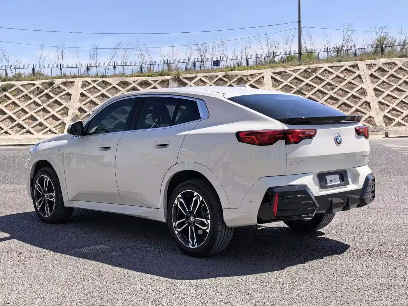 2025 BMW X2 Imported sDrive25i M Sport Package — миниатюра 4
