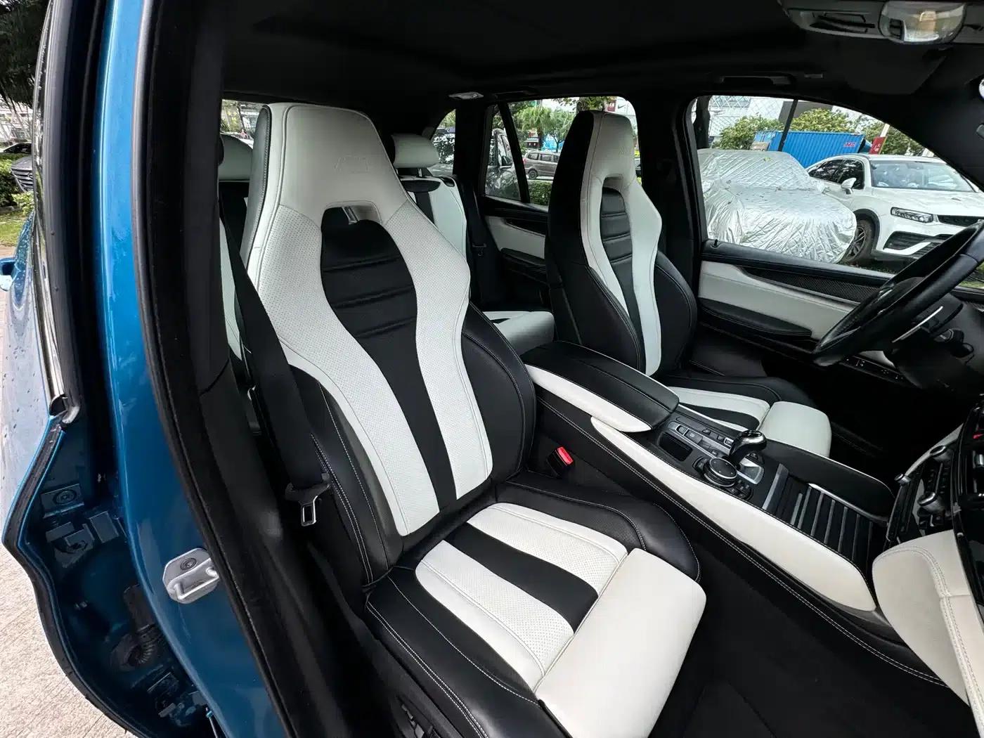 2015 BMW X5 M — миниатюра 14