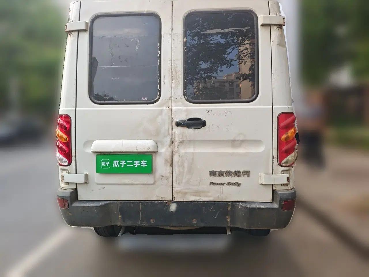 Iveco Power Daily 2013 2.5T-A37 Dual-Purpose High-Roof Van — миниатюра 5