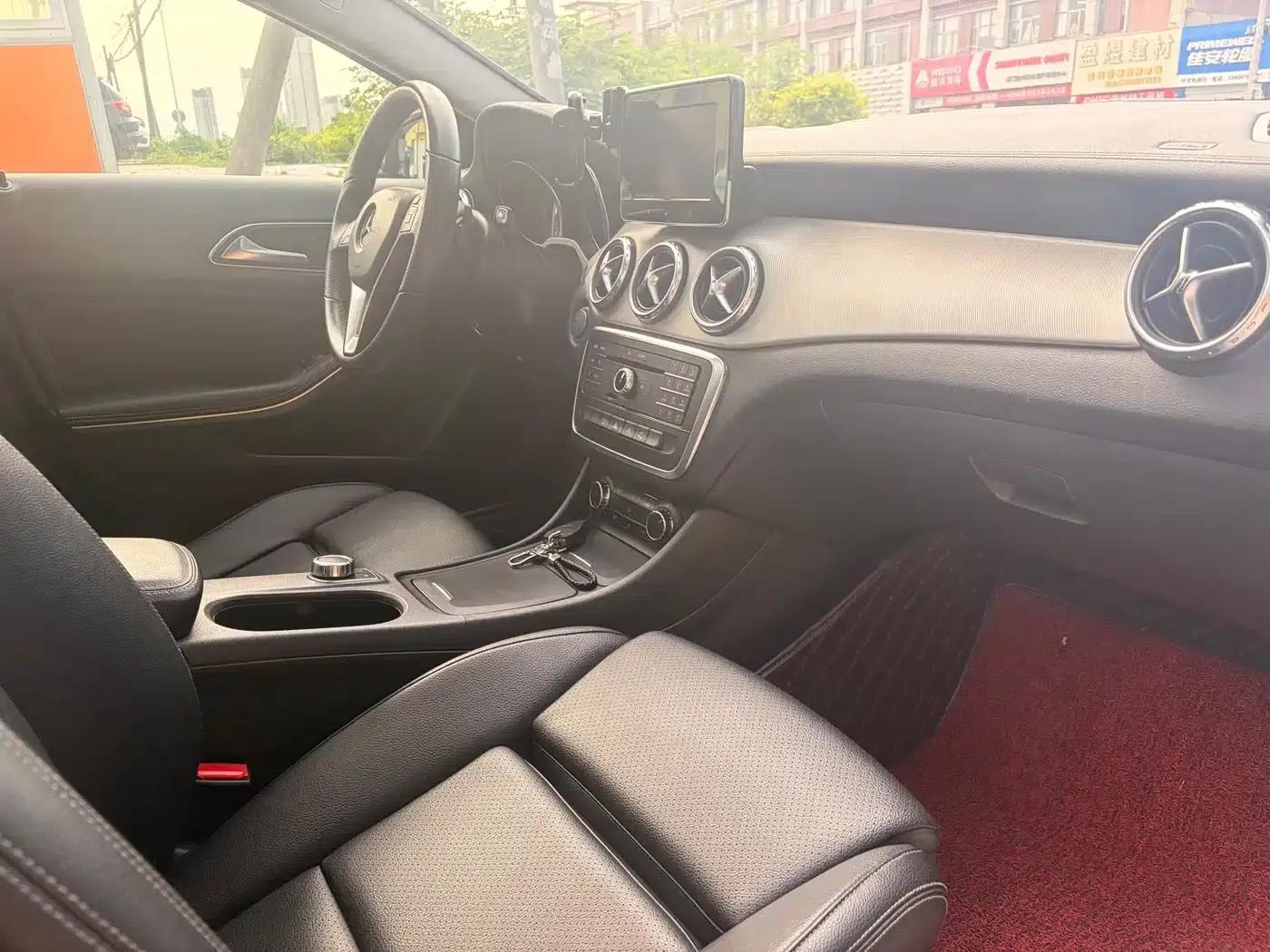2016 Mercedes-Benz GLA 200 Fashion Edition — миниатюра 12