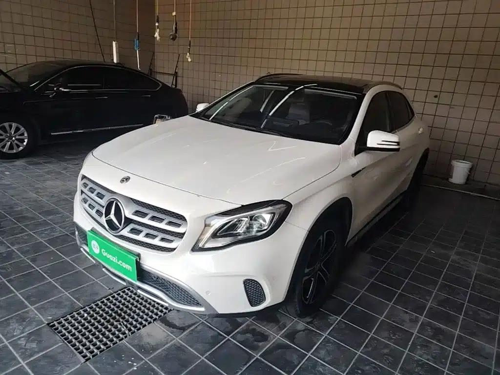 2018 Mercedes-Benz GLA 200 Fashion Edition — миниатюра 1