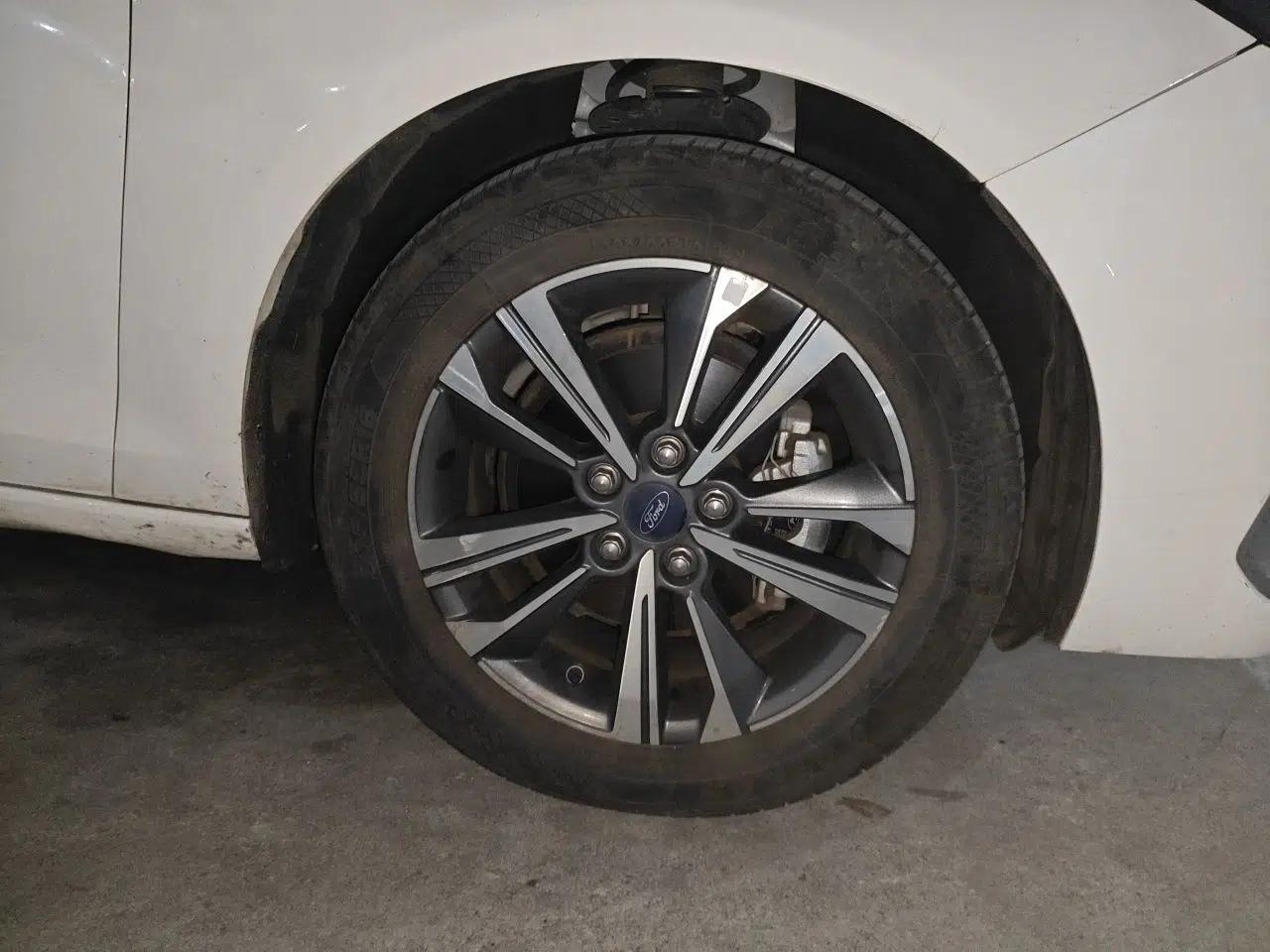 Ford Escort 2021 1.5L Automatic Diamond Edition — миниатюра 8