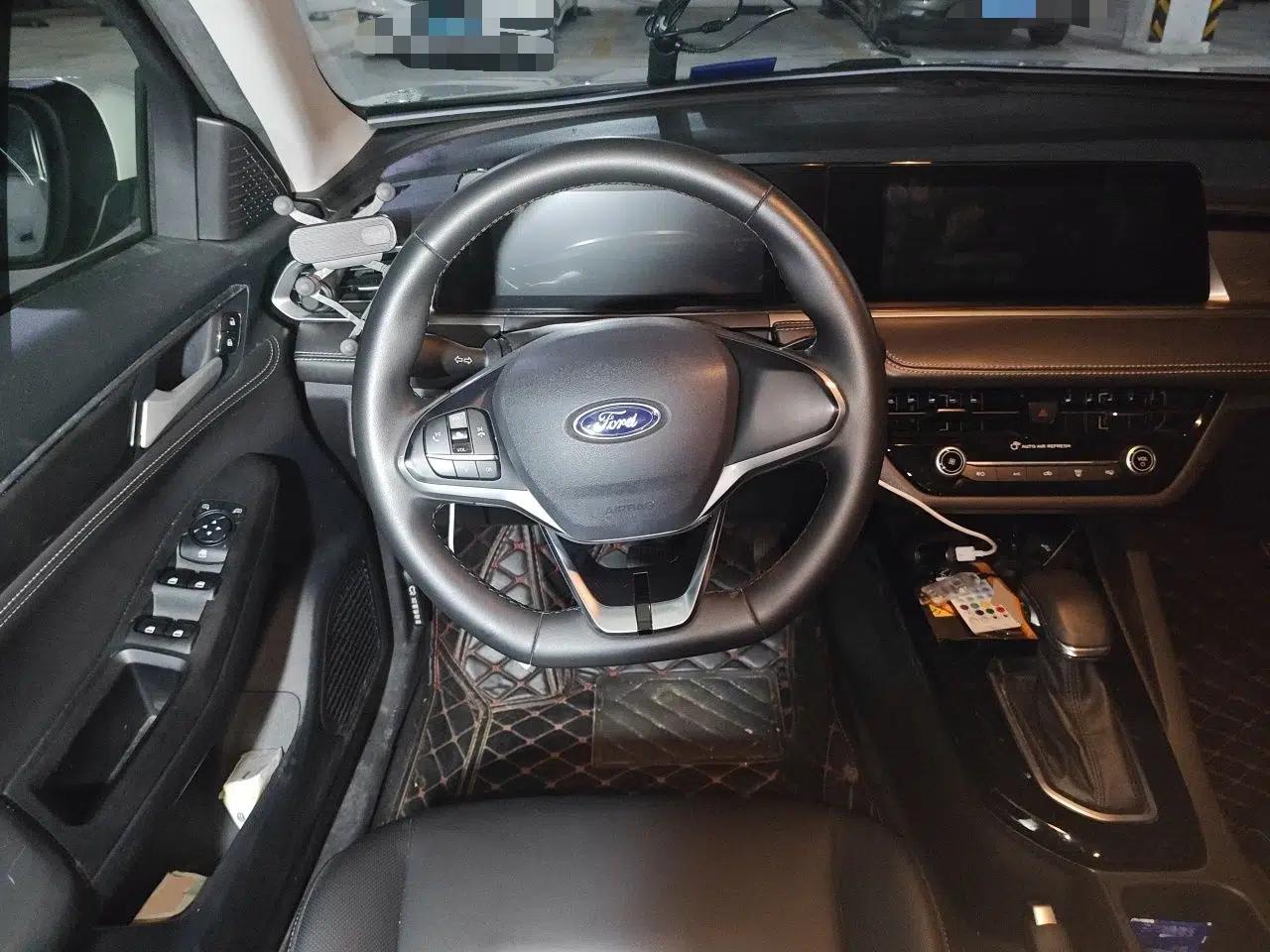 Ford Escort 2021 1.5L Automatic Diamond Edition — миниатюра 10