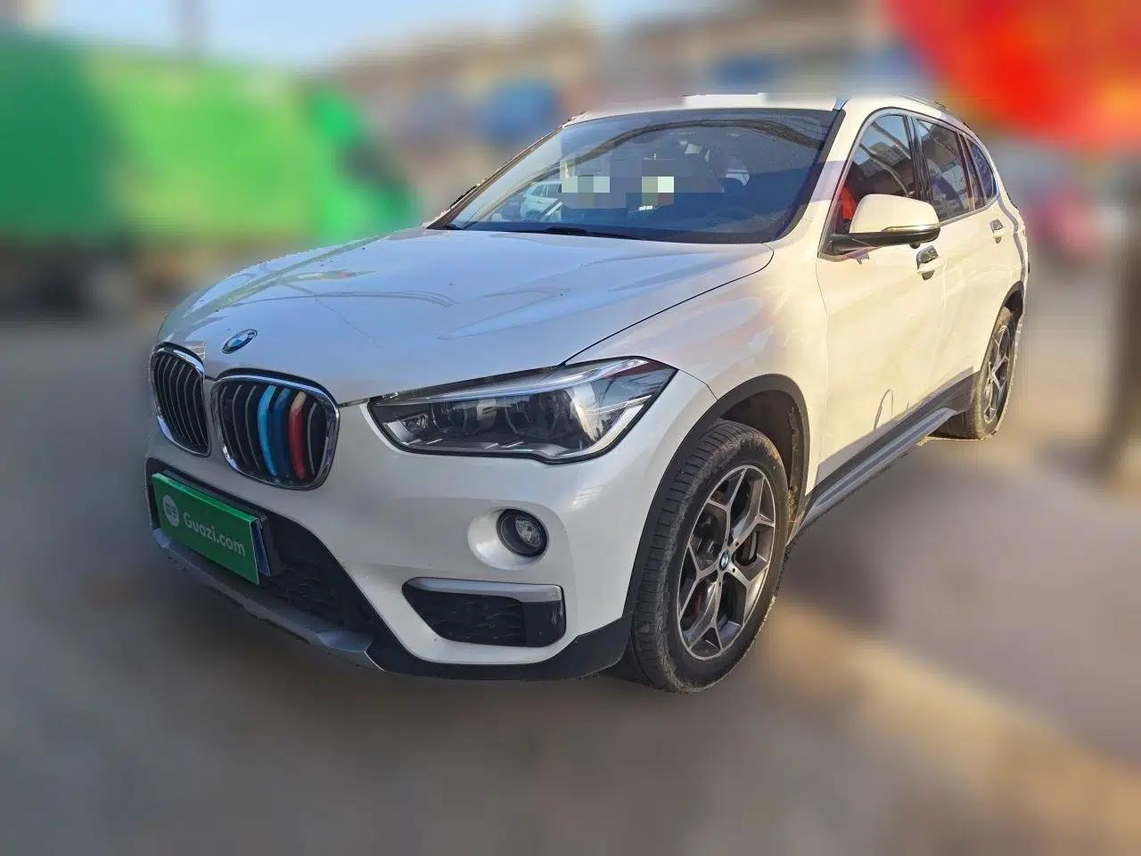 BMW X1 2018 xDrive20Li Luxury Edition — миниатюра 1