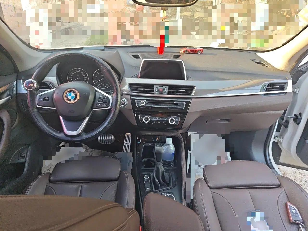 BMW X1 2018 xDrive20Li Luxury Edition — миниатюра 9