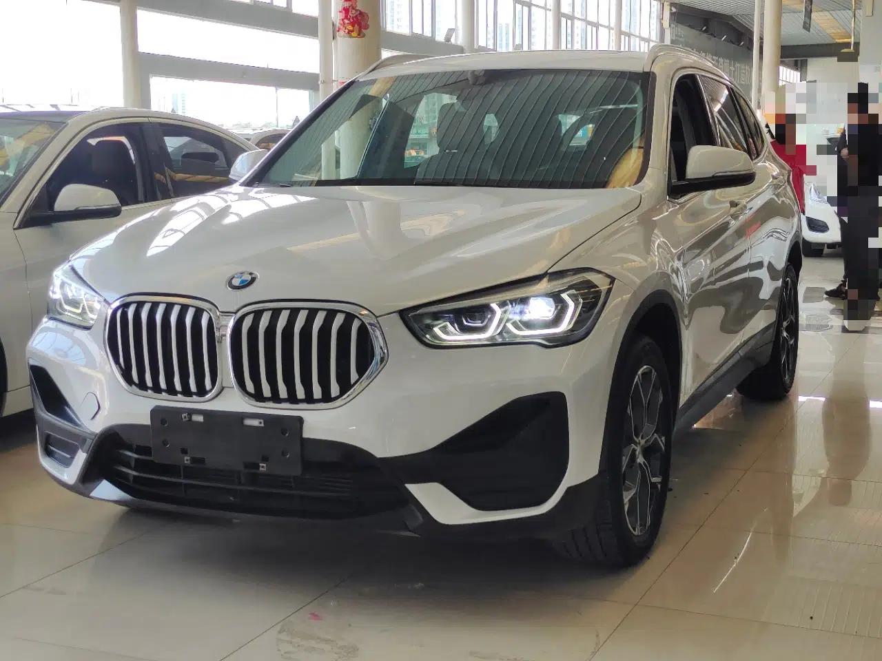 BMW X1 2021 Restyled sDrive25Li Leading Edition — миниатюра 1