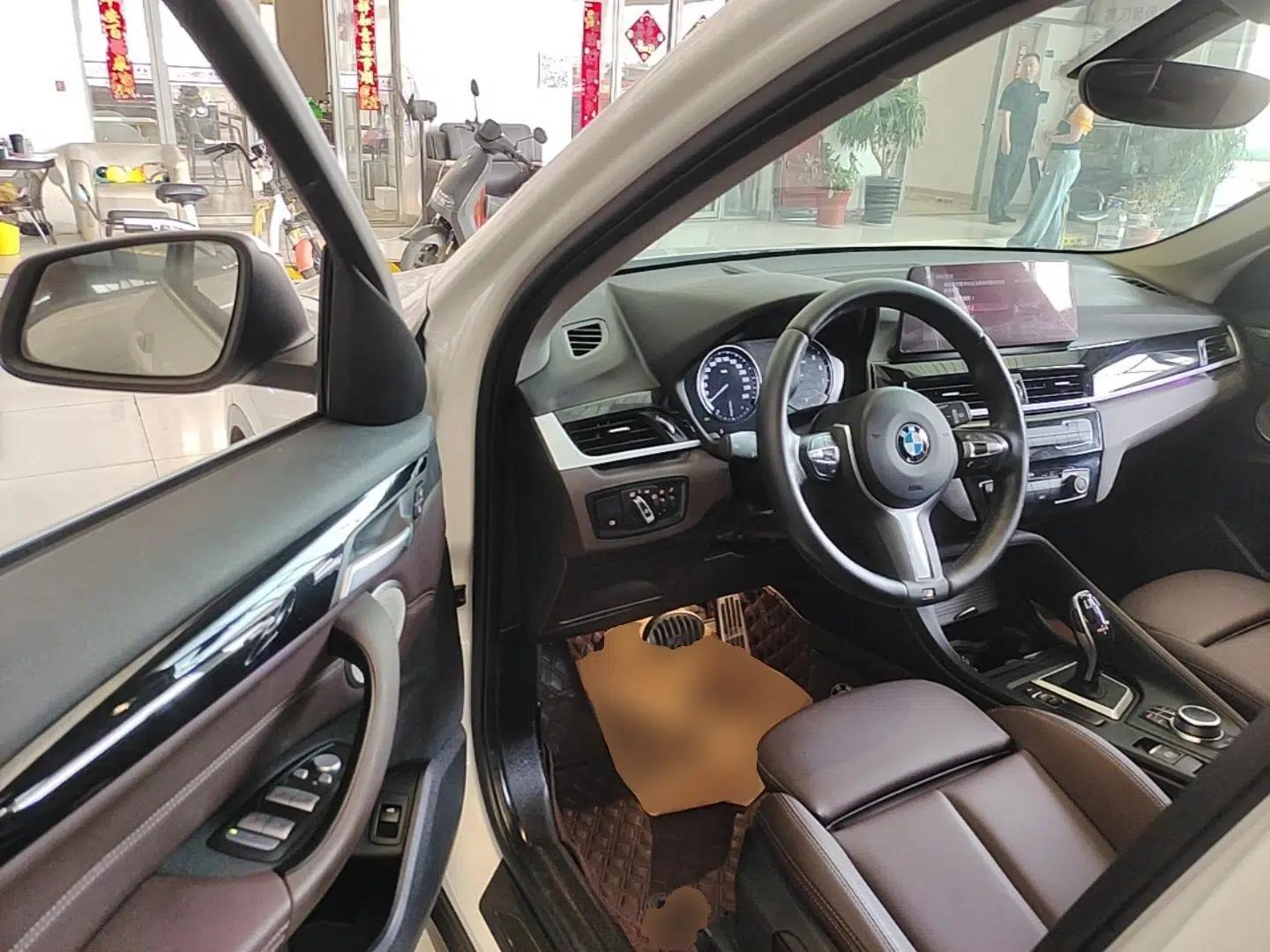 BMW X1 2021 Restyled sDrive25Li Leading Edition — миниатюра 18