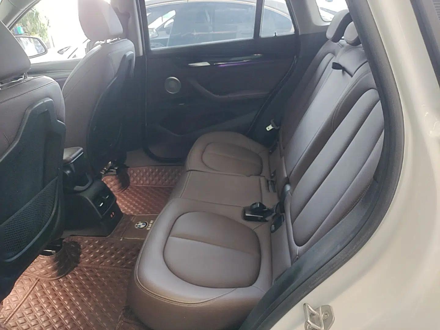 BMW X1 2021 Restyled sDrive25Li Leading Edition — миниатюра 20