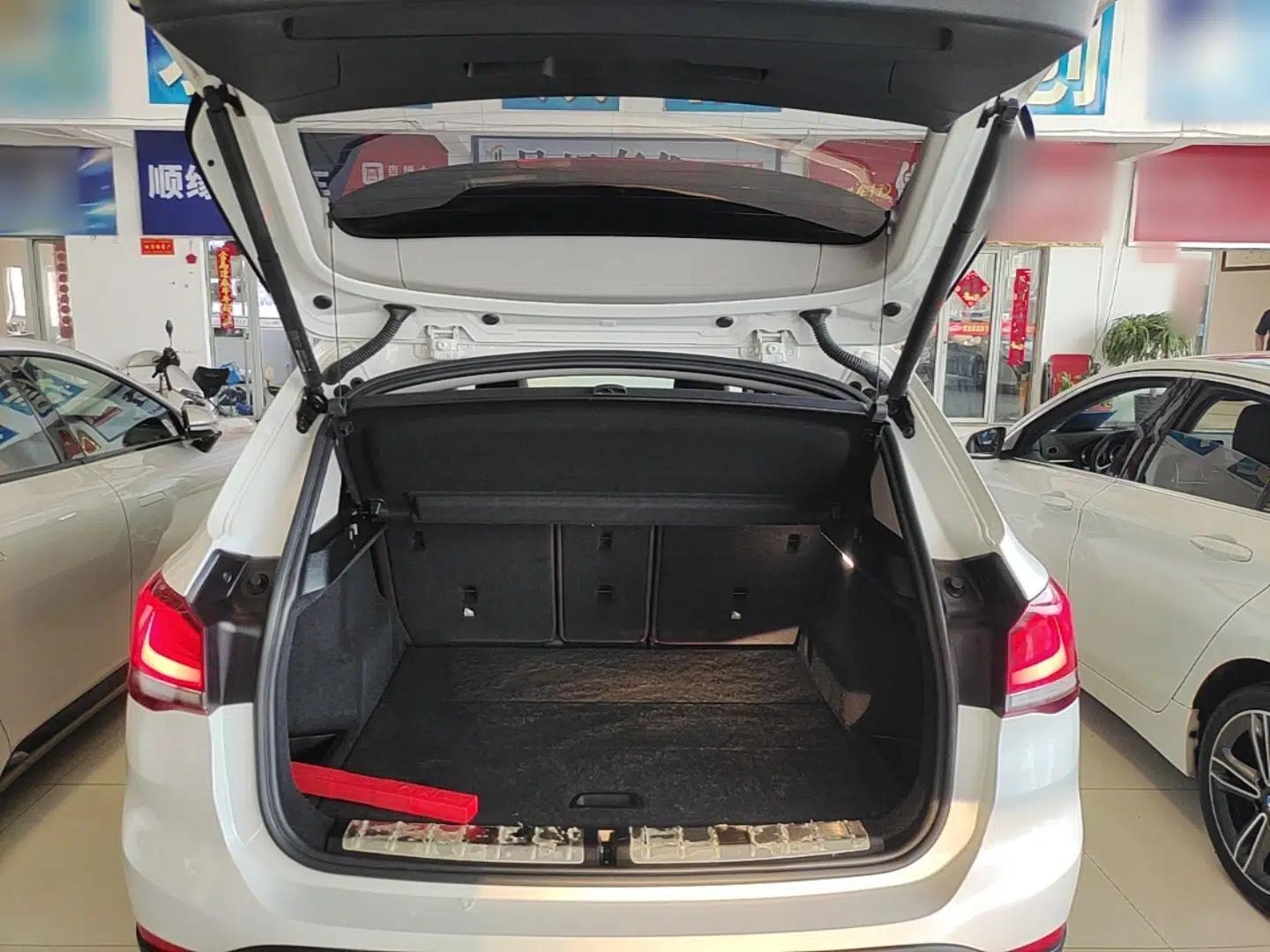 BMW X1 2021 Restyled sDrive25Li Leading Edition — миниатюра 22
