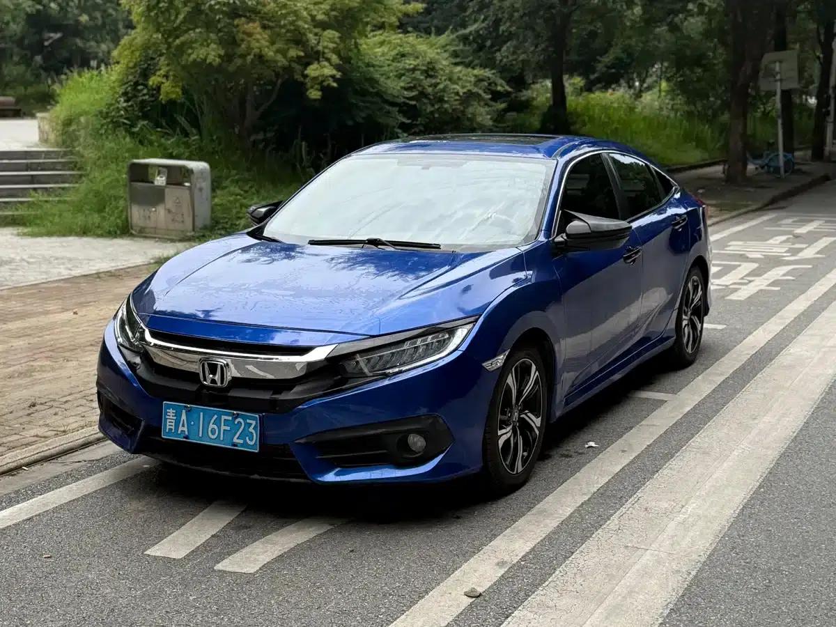 2016 Civic 220TURBO CVT Premium Edition — миниатюра 1