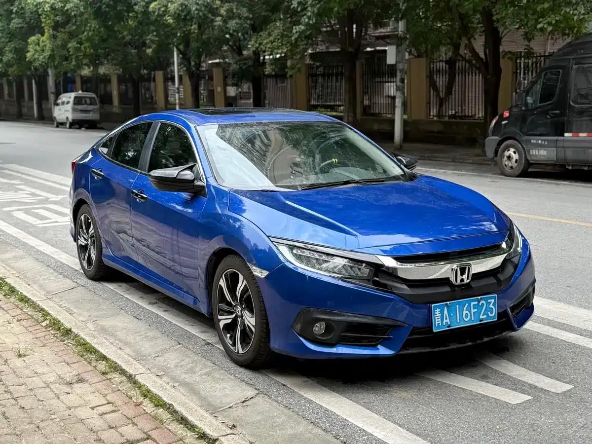 2016 Civic 220TURBO CVT Premium Edition — миниатюра 3