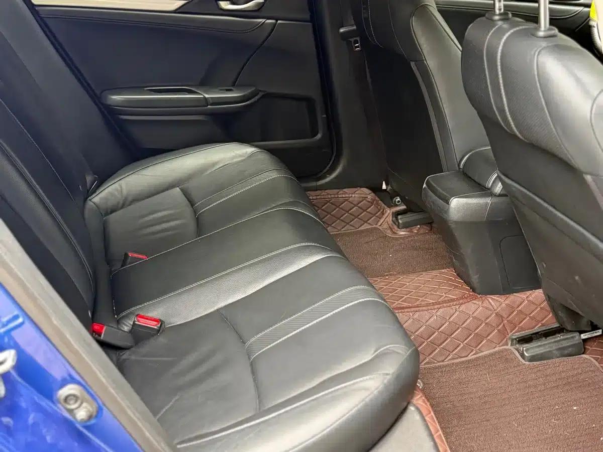 2016 Civic 220TURBO CVT Premium Edition — миниатюра 8