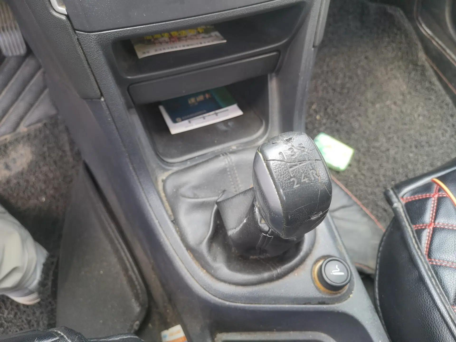 Peugeot 308 2013 1.6L Manual YouShang Model — миниатюра 14