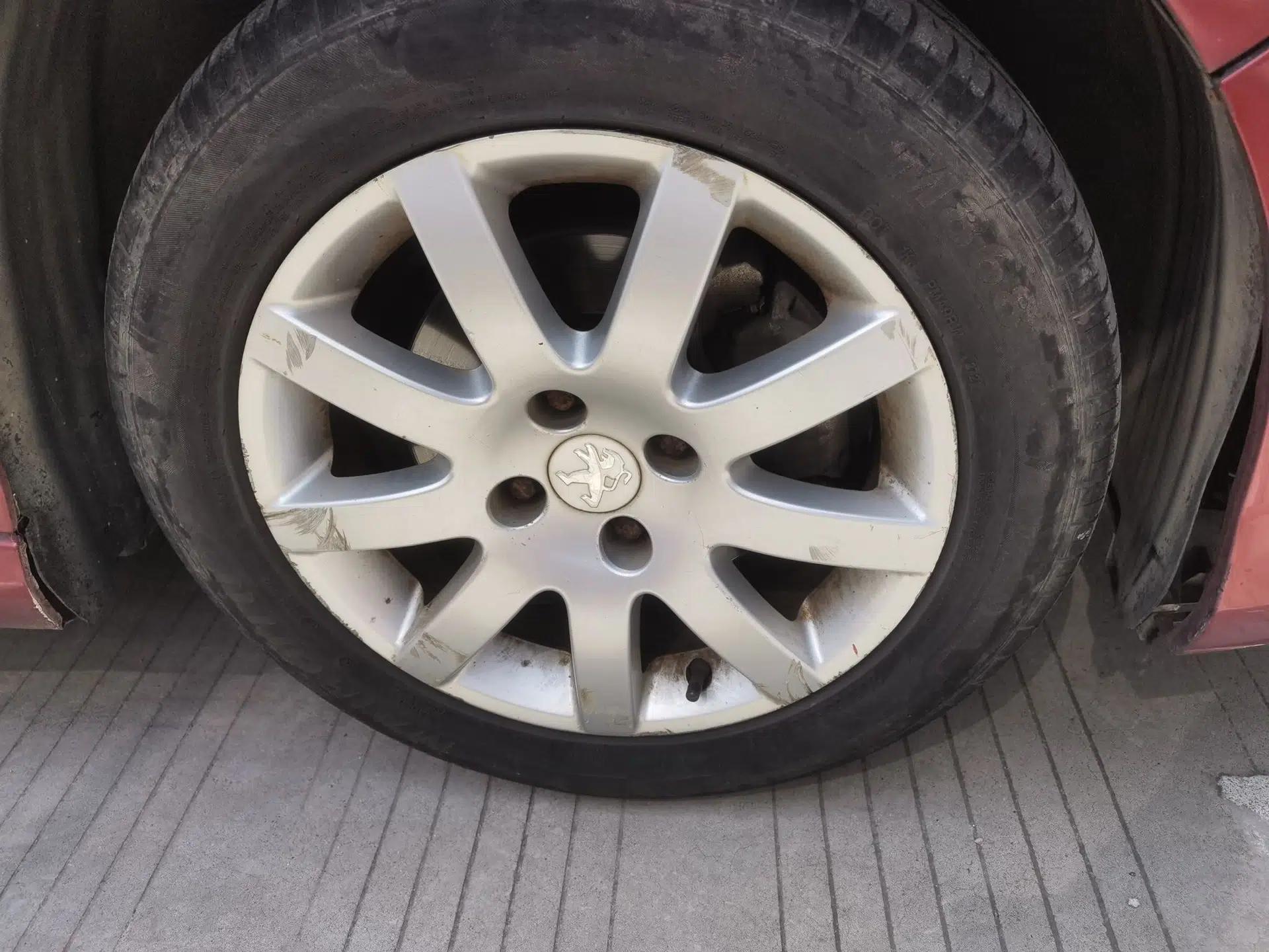 Peugeot 308 2013 1.6L Manual YouShang Model — миниатюра 8
