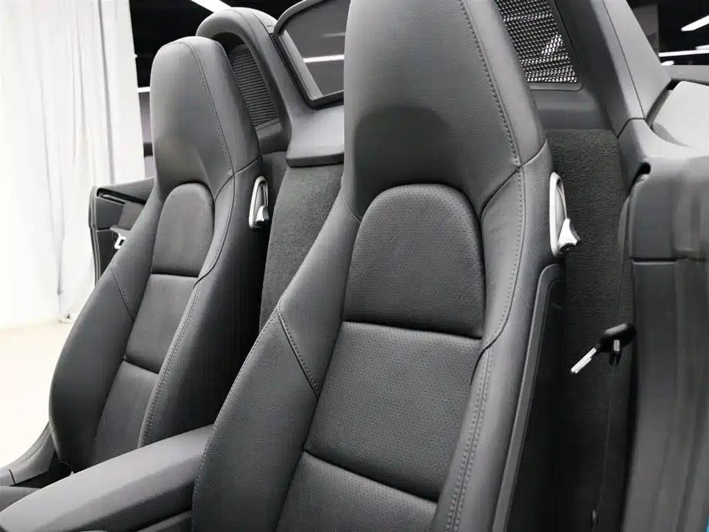 2016 Porsche 718 Boxster 2.0T — миниатюра 4