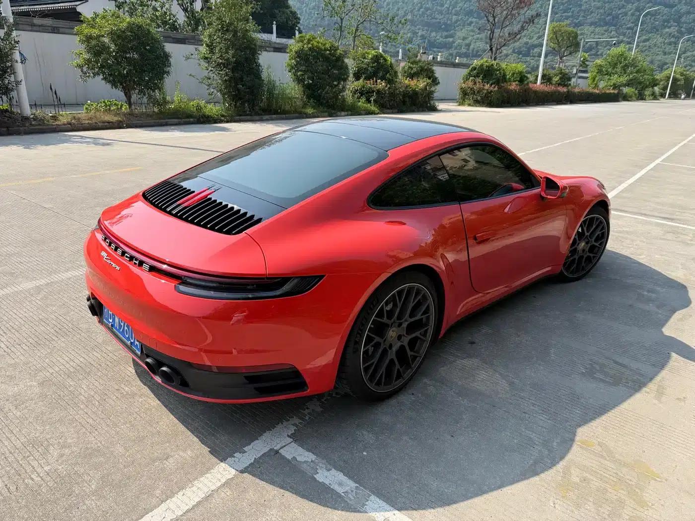 2022 Porsche 911 Carrera 3.0T — миниатюра 4