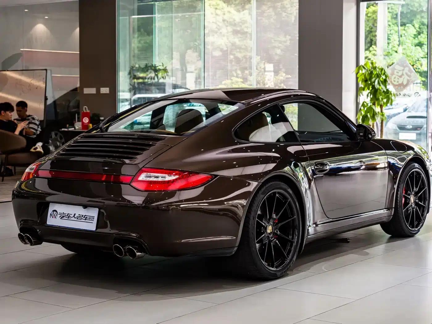 2010 Porsche 911 Carrera 4 3.6L — миниатюра 19
