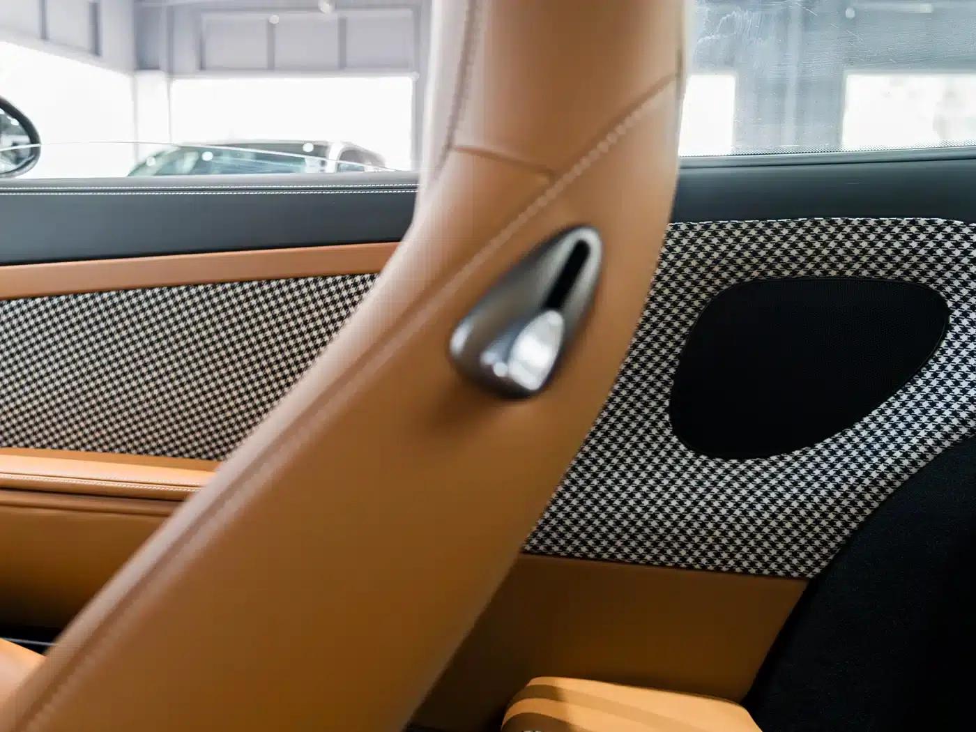 2010 Porsche 911 Carrera 4 3.6L — миниатюра 25