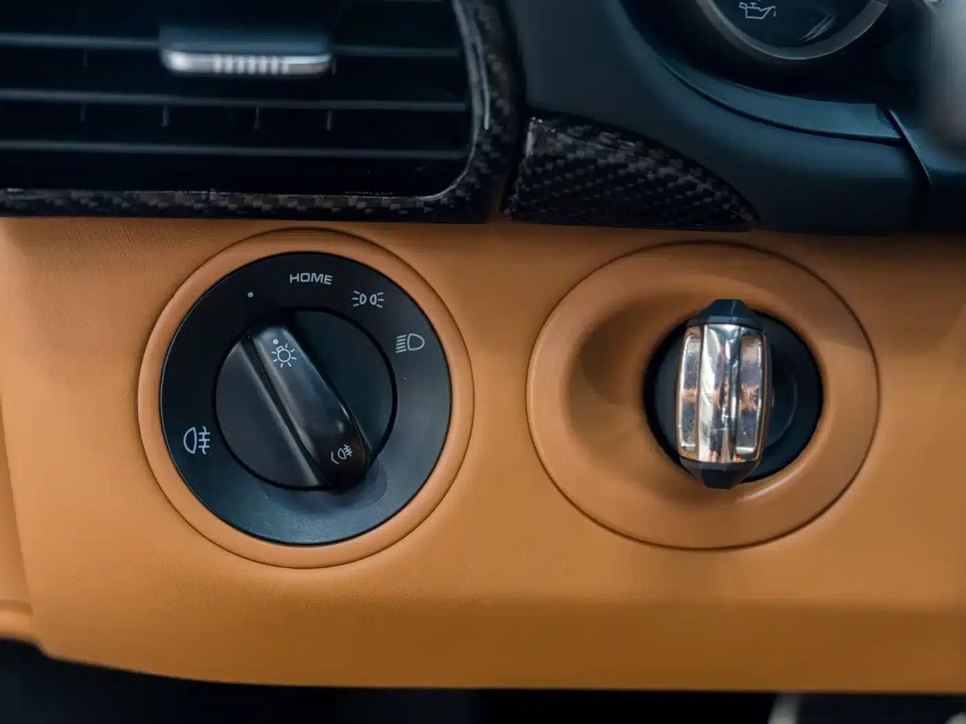 2010 Porsche 911 Carrera 4 3.6L — миниатюра 8