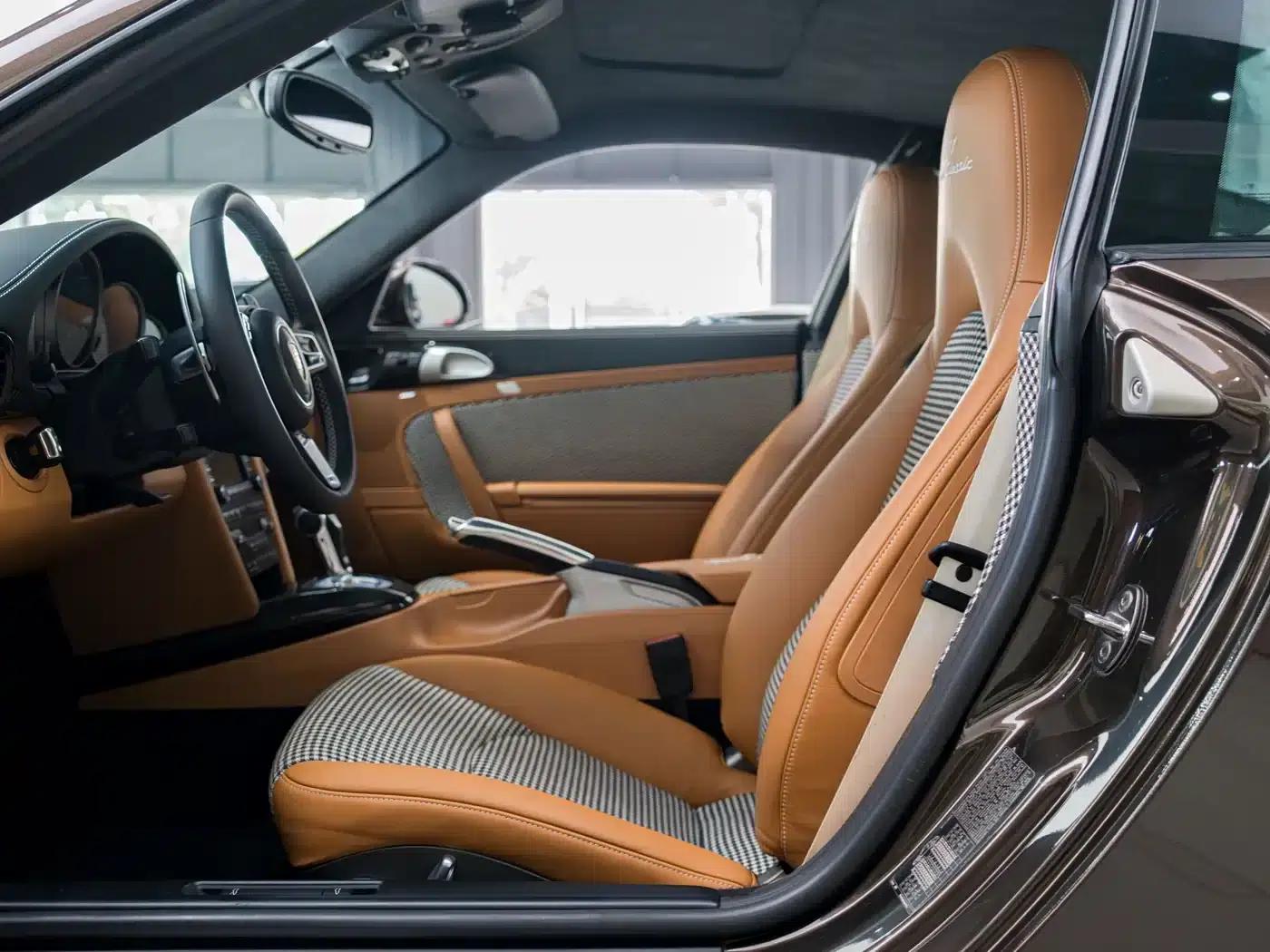 2010 Porsche 911 Carrera 4 3.6L — миниатюра 9
