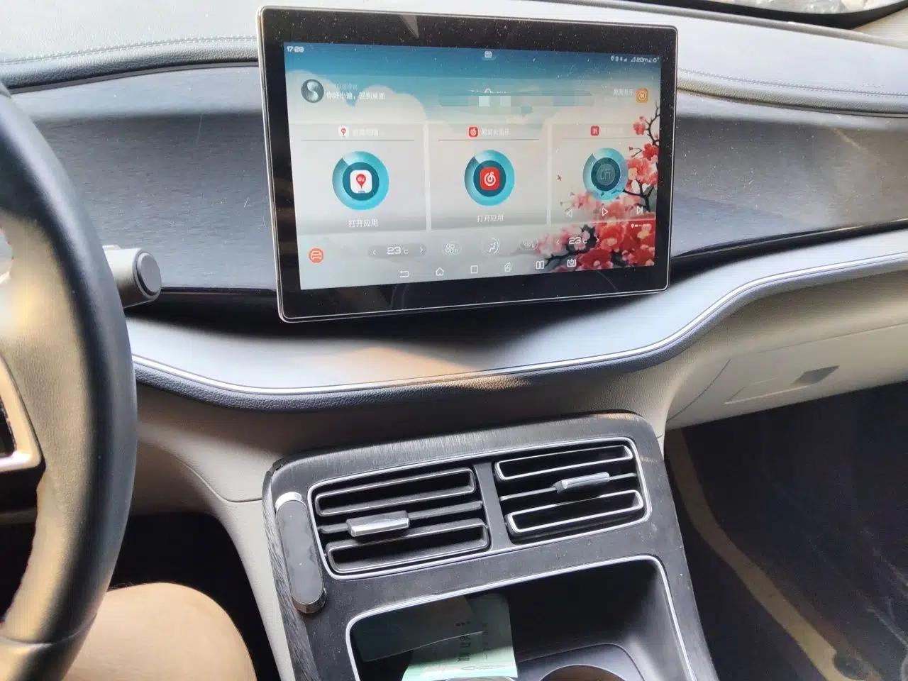 BYD Qin PLUS 2021 DM-i 55KM Flagship Model — миниатюра 13