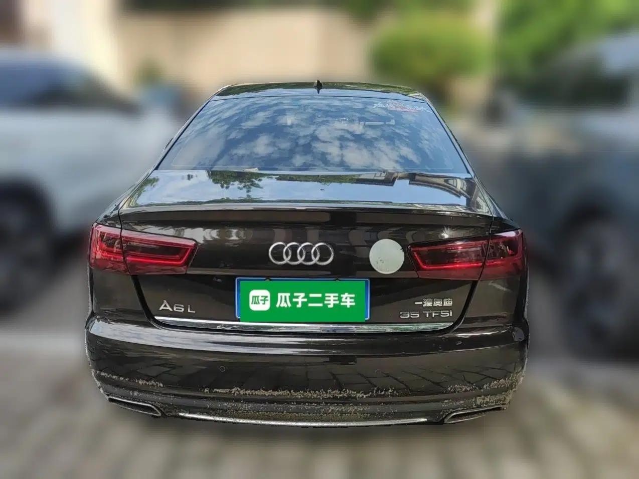 Audi A6L 2018 30th Anniversary Edition TFSI Trendy Model — миниатюра 5