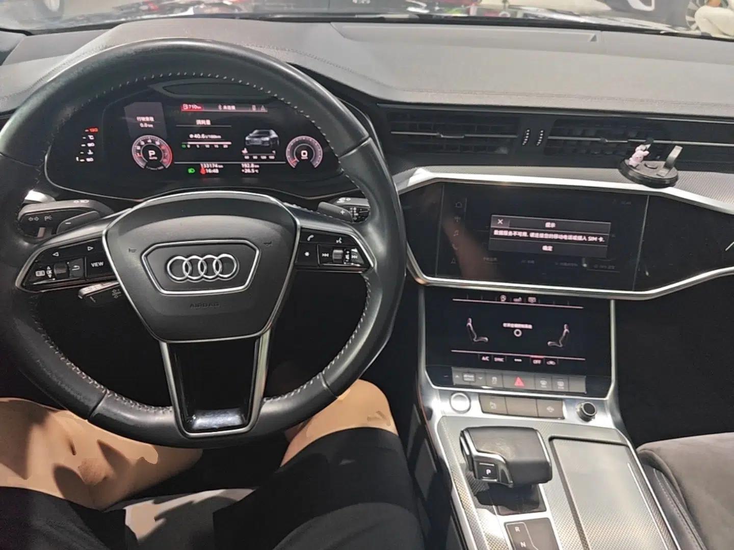 Audi A6L 2019 40 TFSI Luxury Dynamic Model — миниатюра 12