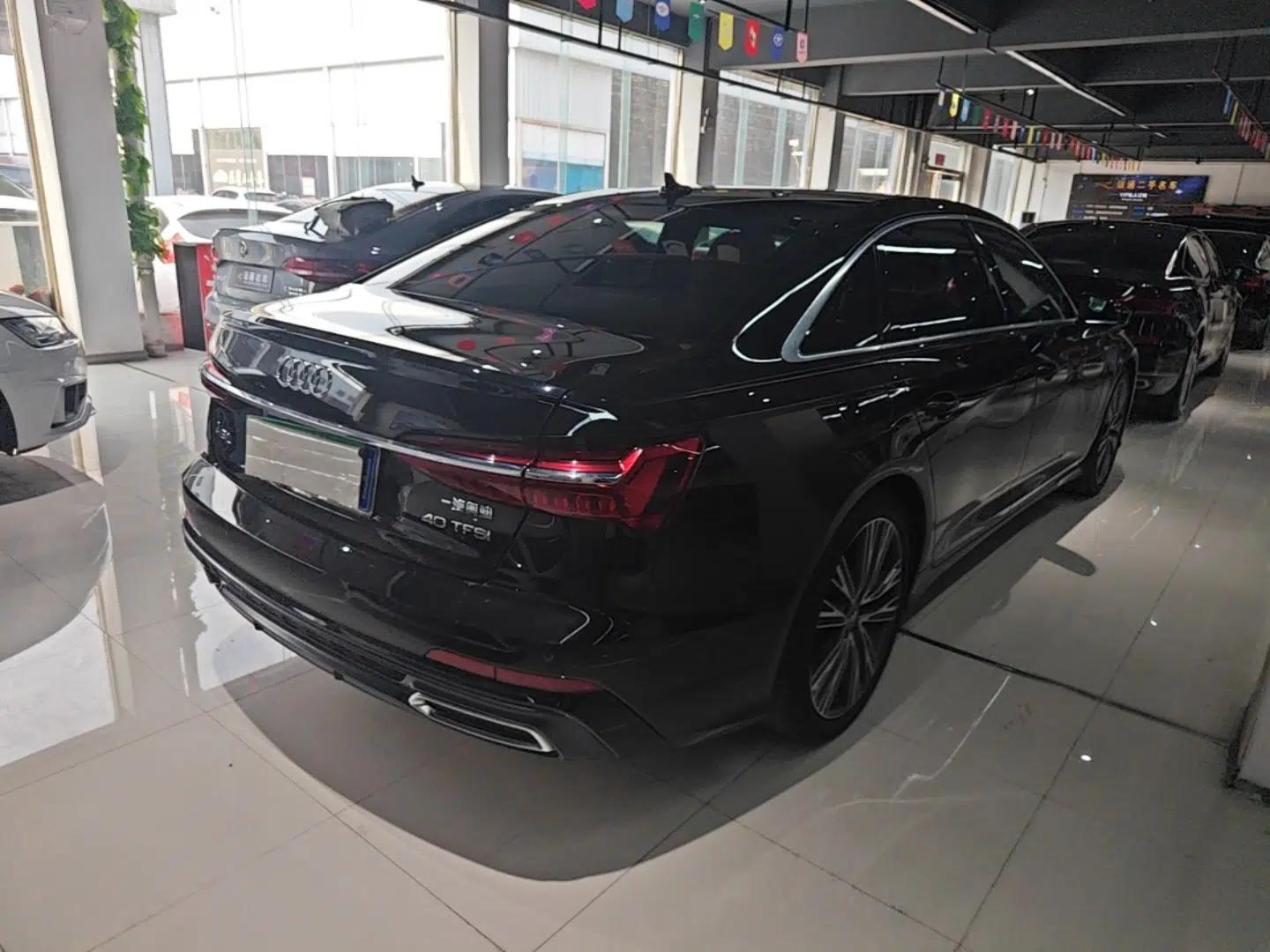 Audi A6L 2019 40 TFSI Luxury Dynamic Model — миниатюра 6