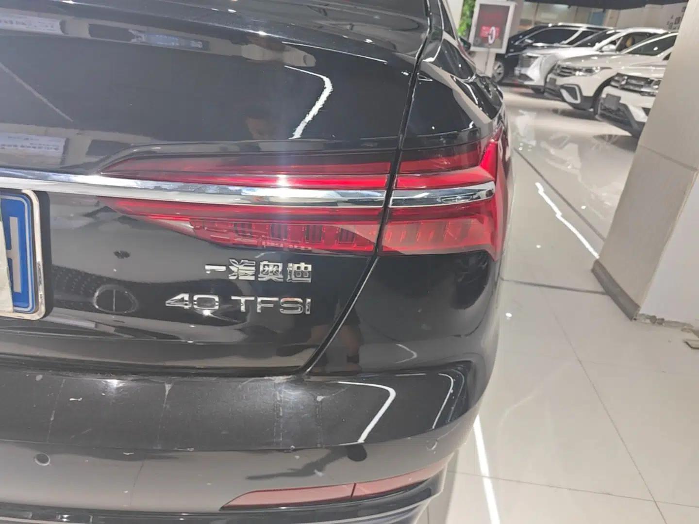 Audi A6L 2019 40 TFSI Luxury Dynamic Model — миниатюра 9