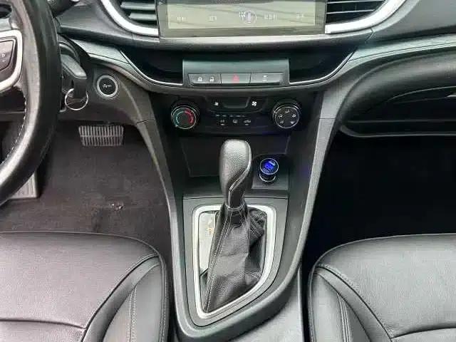 Buick Excelle 2018 18T Automatic Elite — миниатюра 10