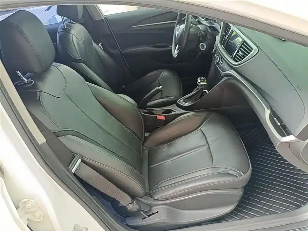 Buick Excelle 2019 18T Automatic Connected Elite (China VI Emission Standard) — миниатюра 25