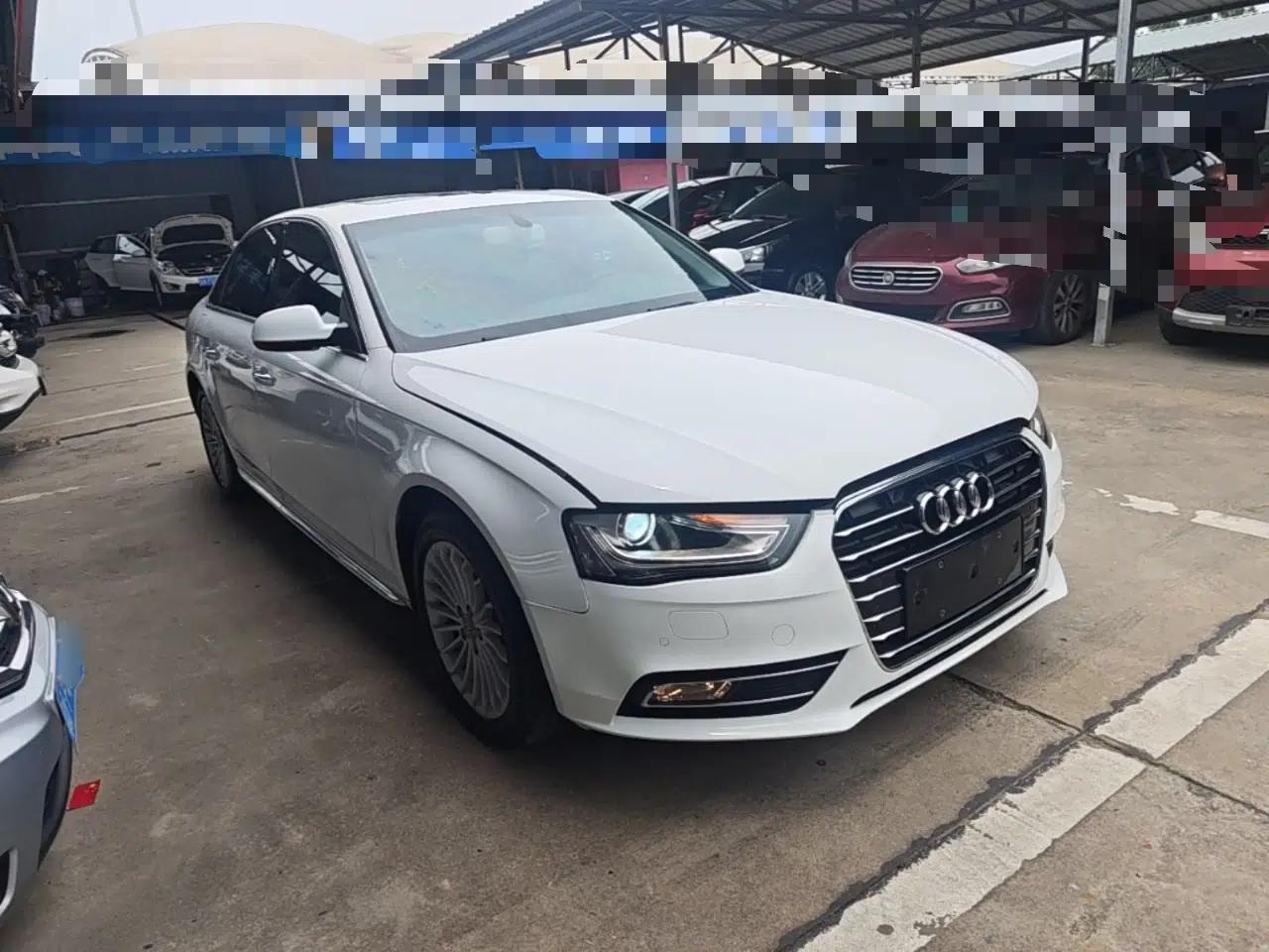 Audi A4L 2016 35 TFSI Collector's Edition Automatic Standard Model — миниатюра 3