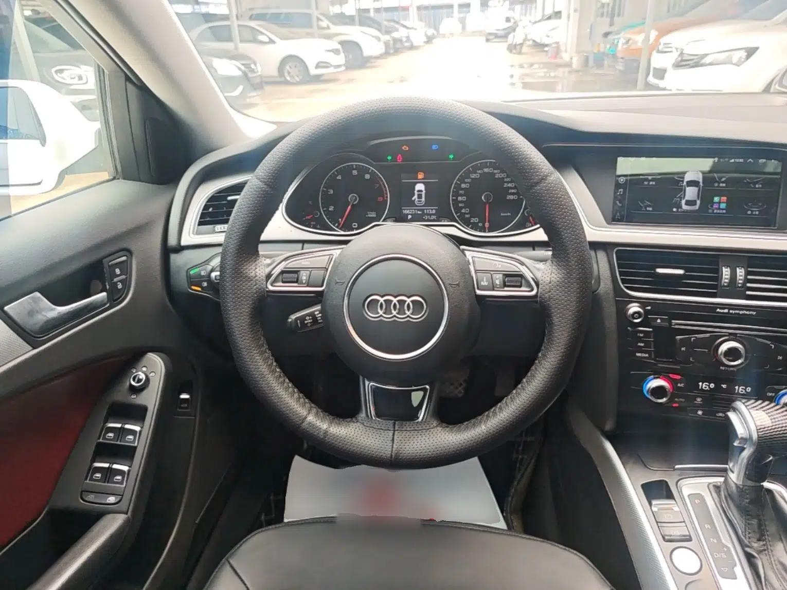 Audi A4L 2016 35 TFSI Collector's Edition Automatic Standard Model — миниатюра 22