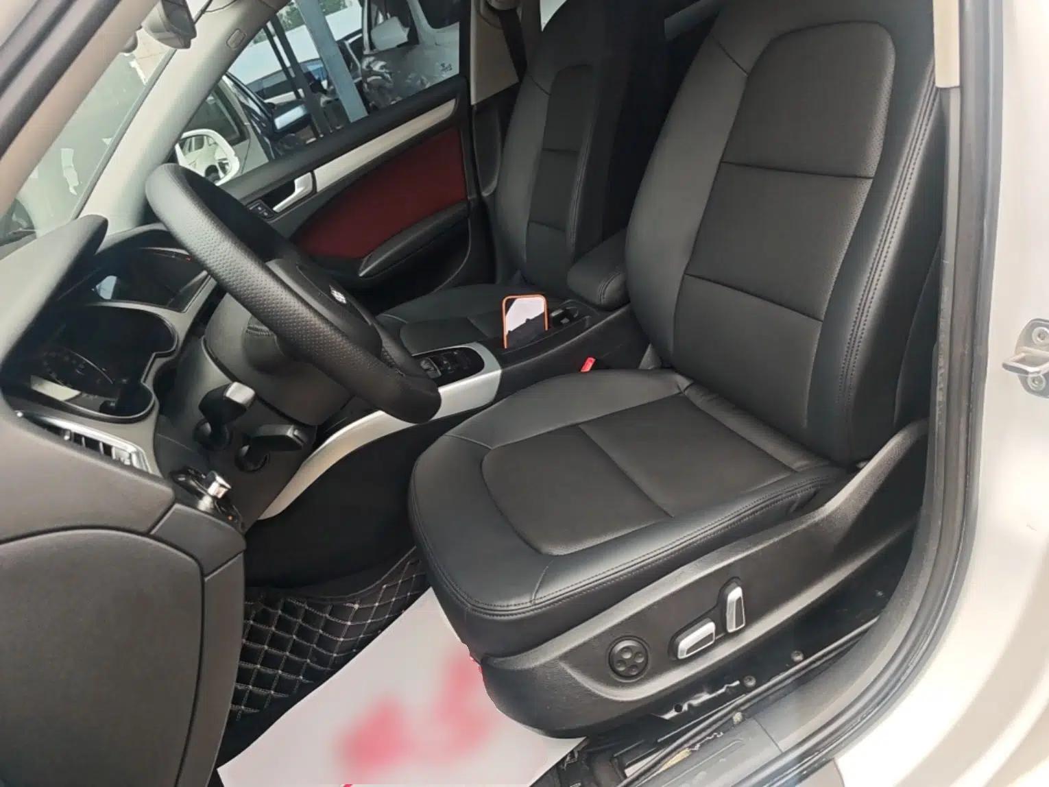Audi A4L 2016 35 TFSI Collector's Edition Automatic Standard Model — миниатюра 26