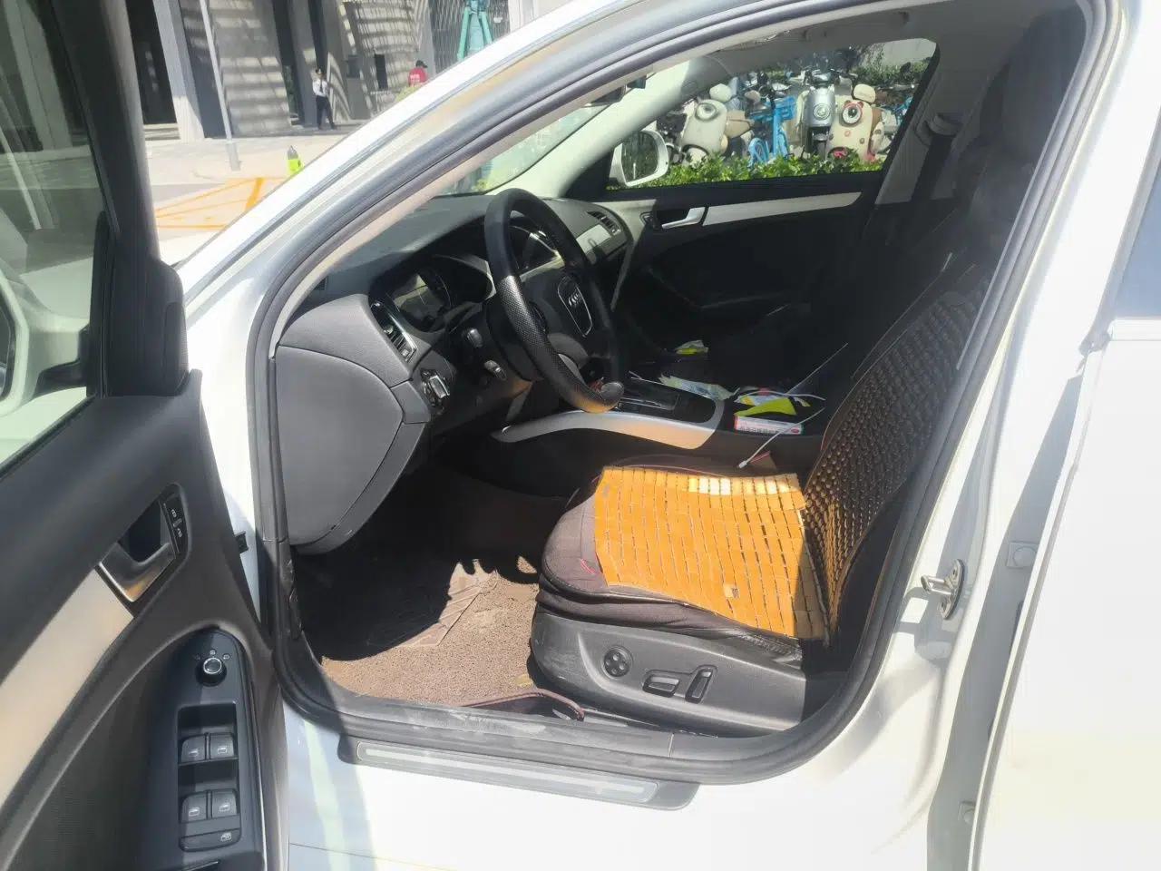 Audi A4L 2012 2.0 TFSI automatic standard version — миниатюра 15