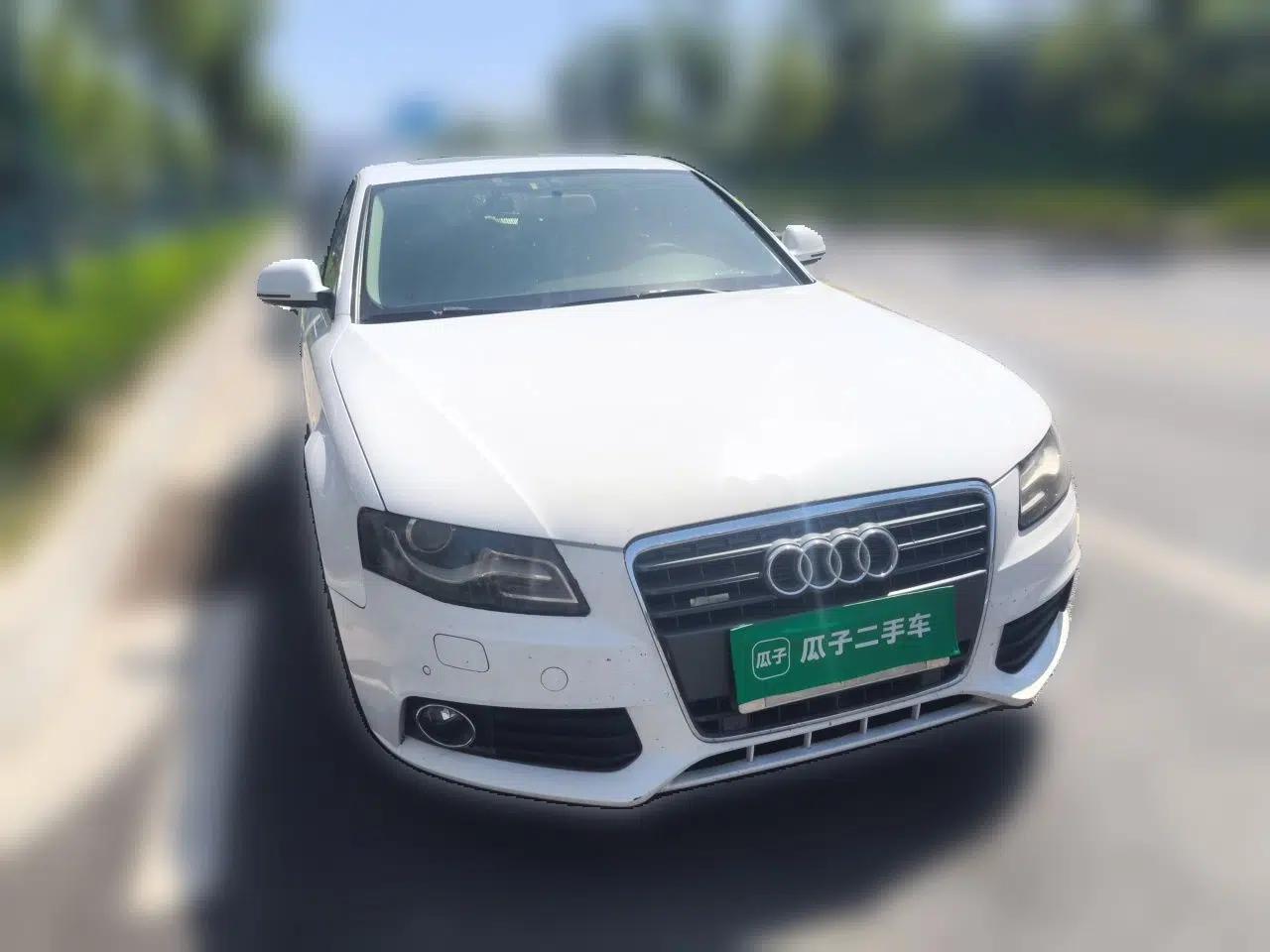 Audi A4L 2012 2.0 TFSI automatic standard version — миниатюра 3