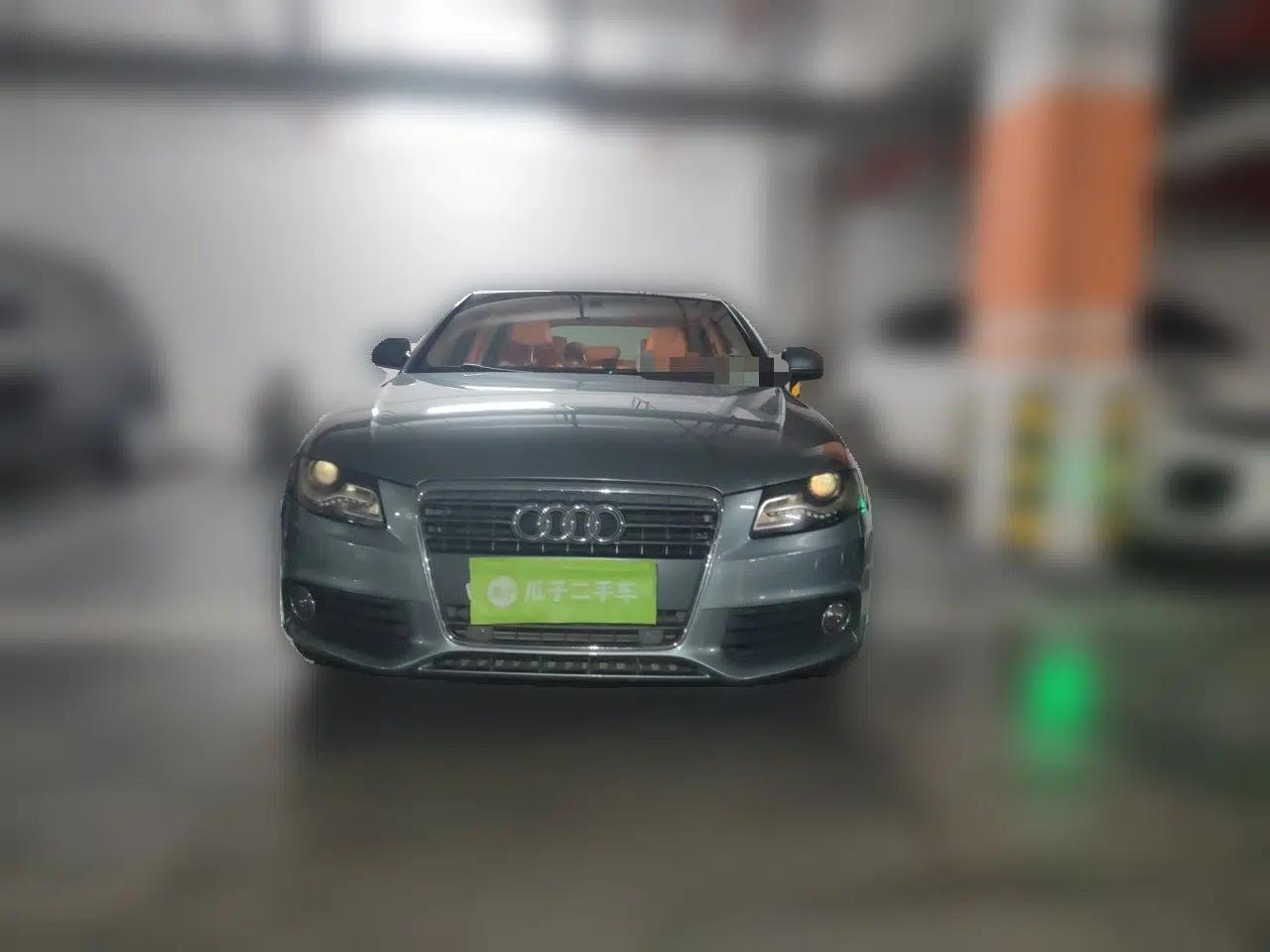 Audi A4L 2011 2.0 TFSI Luxury Model — миниатюра 2