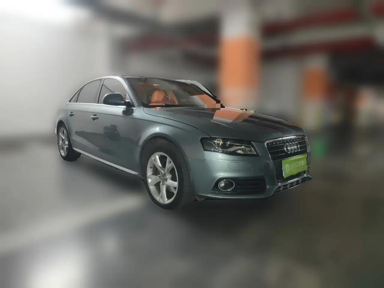 Audi A4L 2011 2.0 TFSI Luxury Model — миниатюра 3