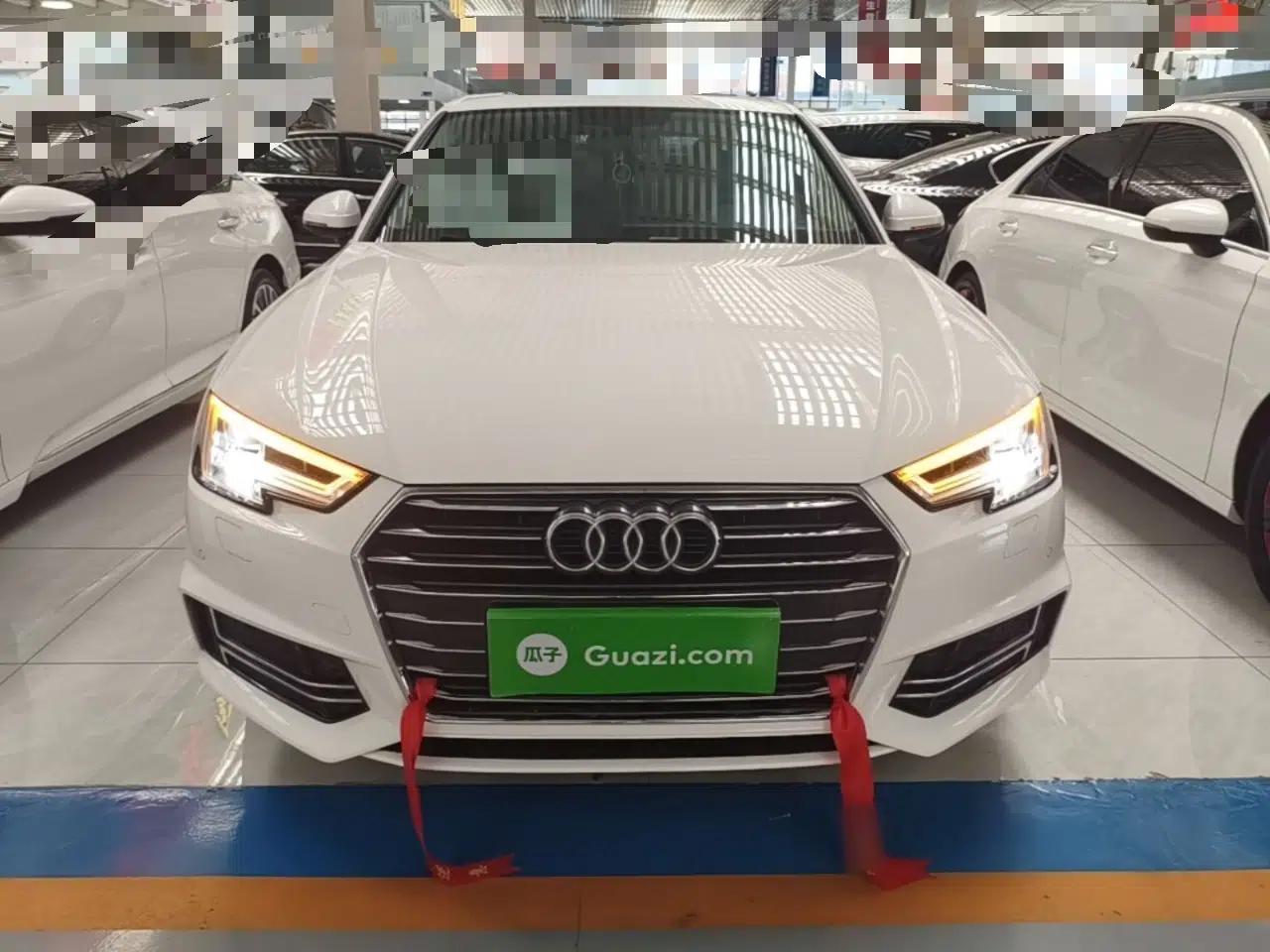 Audi A4L 2019 40 TFSI Ambition China VI — миниатюра 2
