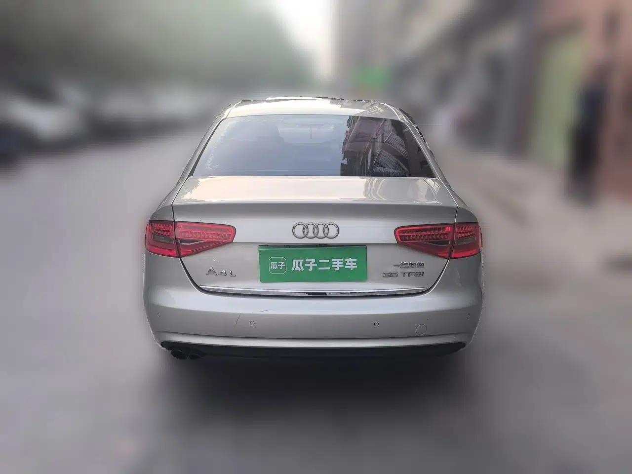 Audi A4L 2015 35 TFSI Automatic Comfort Model — миниатюра 5
