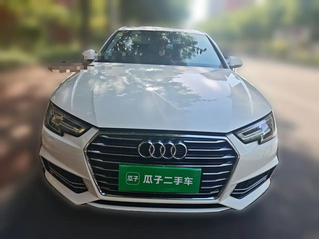Audi A4L 2019 40 TFSI Ambition China VI — миниатюра 2