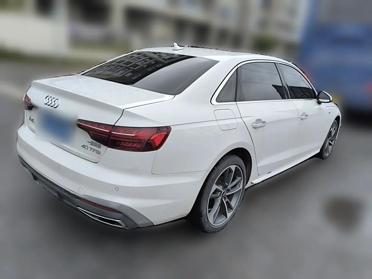 Audi A4L 2022 40 TFSI Fashion Dynamic Model — миниатюра 6