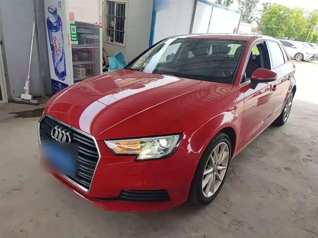Audi A3 2018 30th Anniversary Edition Sportback 35 TFSI Progressive — миниатюра 1
