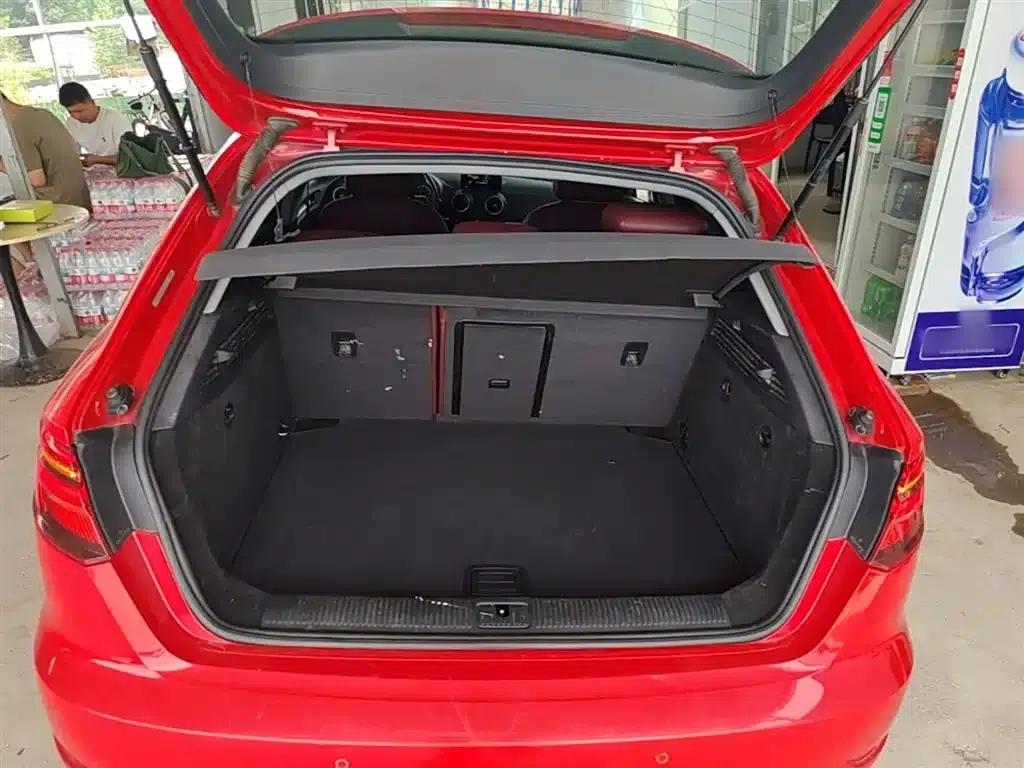 Audi A3 2018 30th Anniversary Edition Sportback 35 TFSI Progressive — миниатюра 19