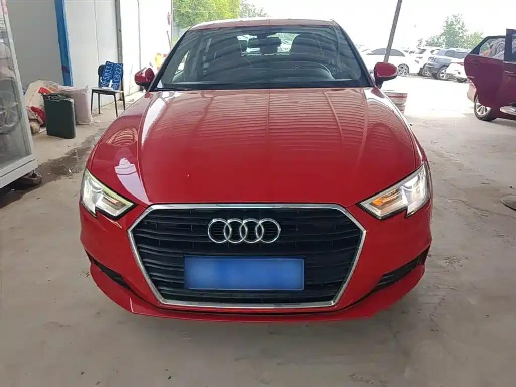 Audi A3 2018 30th Anniversary Edition Sportback 35 TFSI Progressive — миниатюра 3