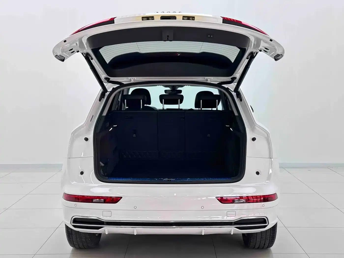 Audi Q5L 2020 Facelift 40 TFSI Luxury Fashion Edition — миниатюра 8