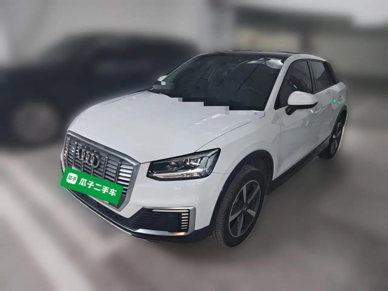 Audi Q2L e-tron 2019 Q2L e-tron Pure Electric Smart Enjoyment Model — миниатюра 1