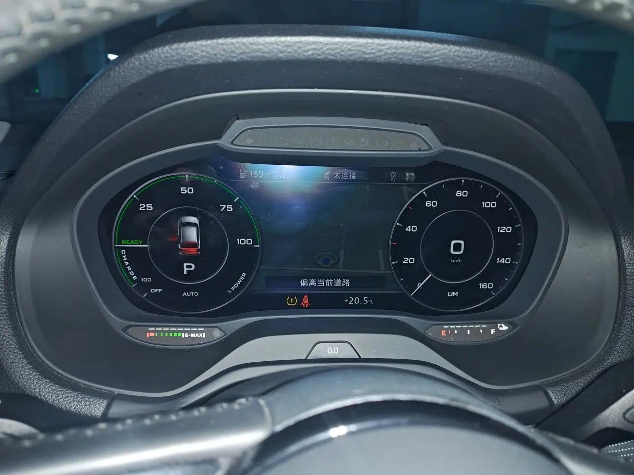 Audi Q2L e-tron 2019 Q2L e-tron Pure Electric Smart Enjoyment Model — миниатюра 11