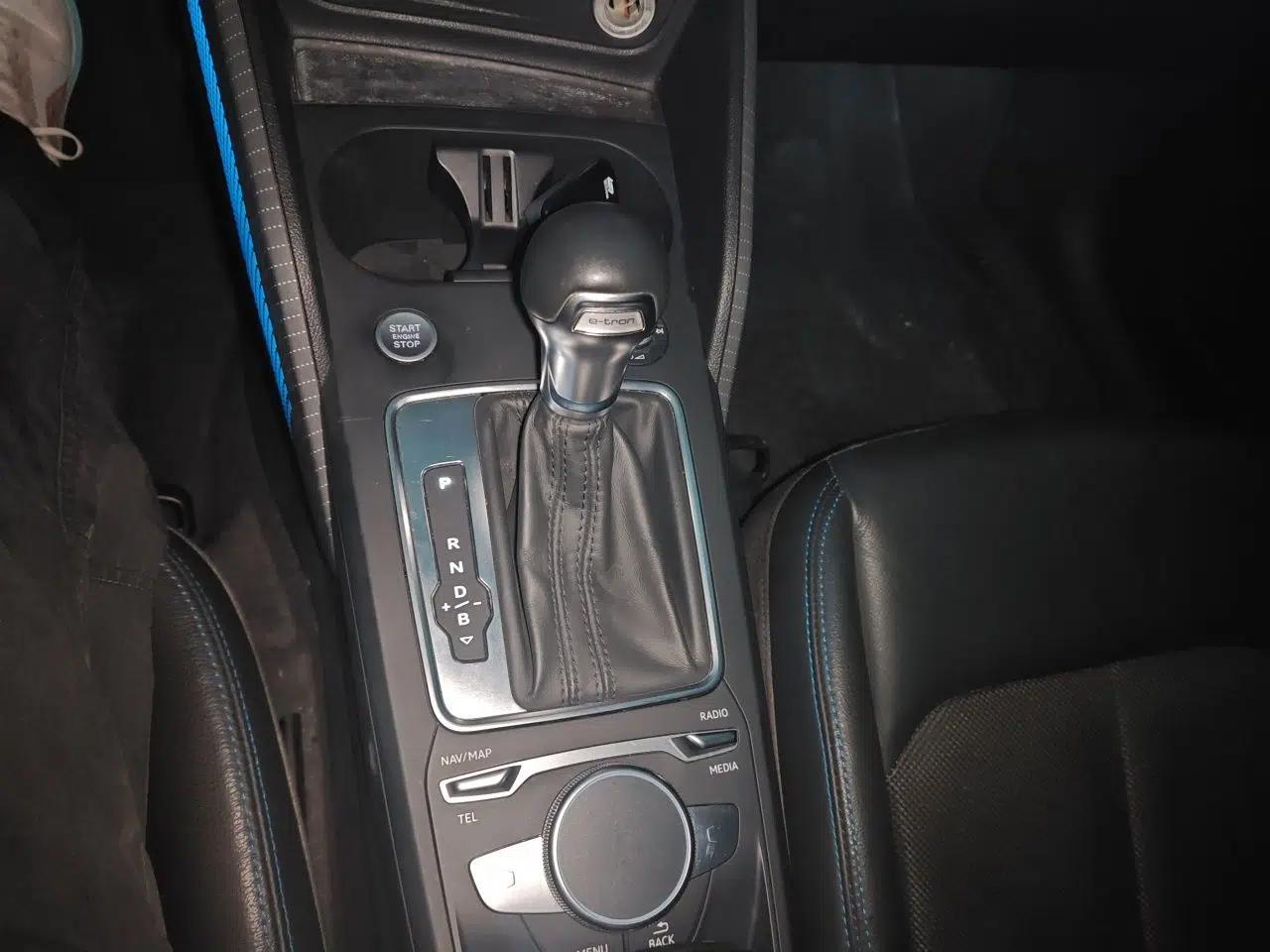 Audi Q2L e-tron 2019 Q2L e-tron Pure Electric Smart Enjoyment Model — миниатюра 14