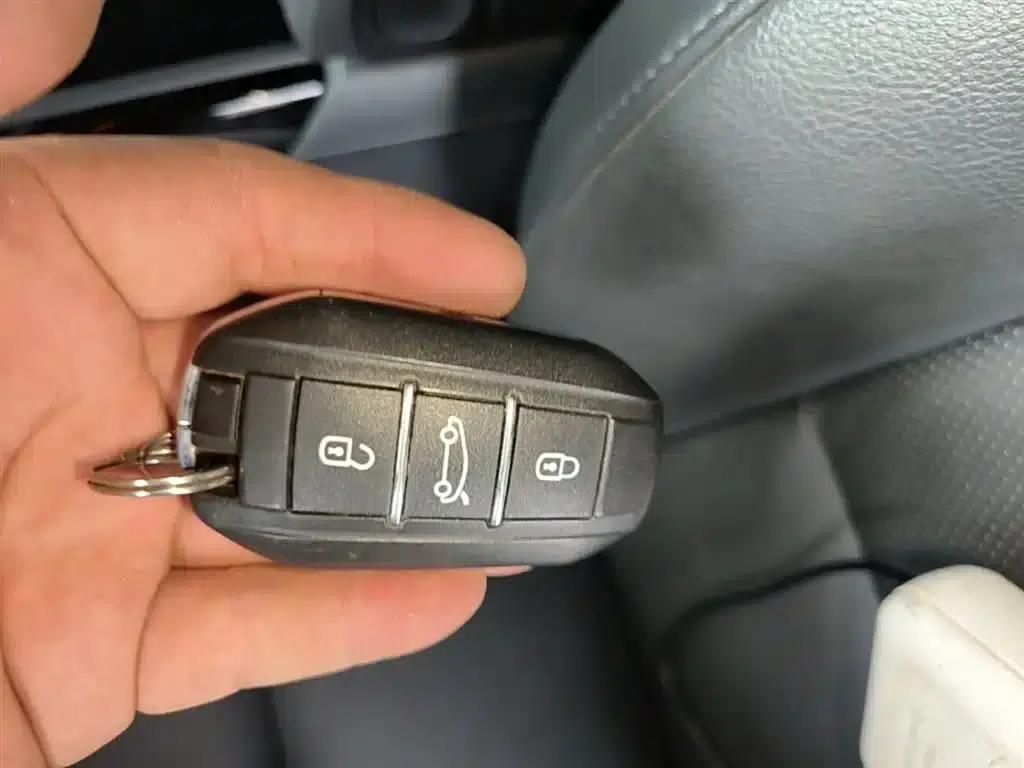 Peugeot 508 2015 1.6THP Automatic Premium Edition — миниатюра 9